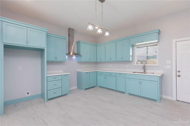 232 Felicidad Avenue, Donna, TX 78537