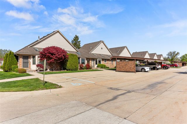 57187 Silver Maple, Washington, MI 48094