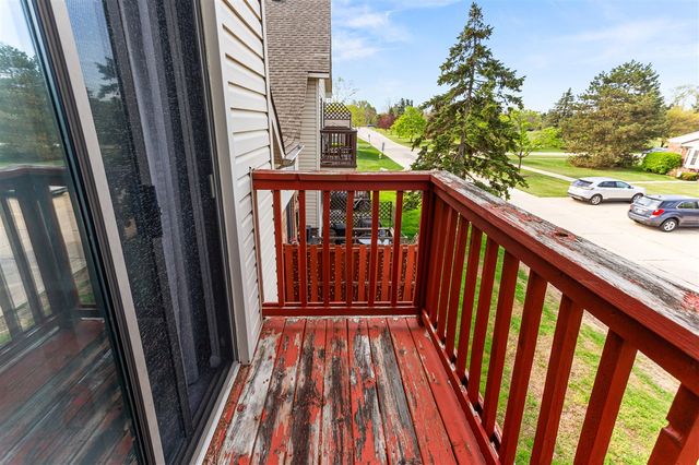 57187 Silver Maple, Washington, MI 48094