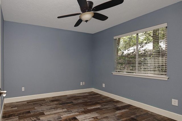 24 Green Field Place, The Woodlands, TX 77380