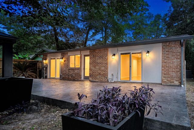 24 Green Field Place, The Woodlands, TX 77380
