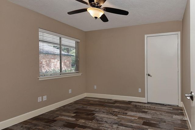 24 Green Field Place, The Woodlands, TX 77380