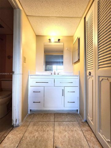 7787 Golf Circle Drive 109, Margate, FL 33063