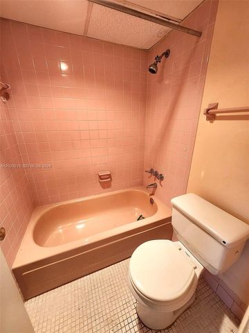 7787 Golf Circle Drive 109, Margate, FL 33063