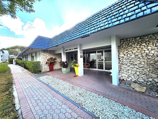7787 Golf Circle Drive 109, Margate, FL 33063