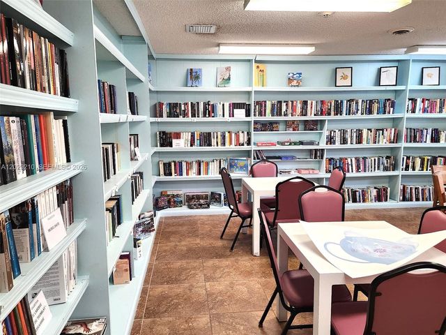 7787 Golf Circle Drive 109, Margate, FL 33063