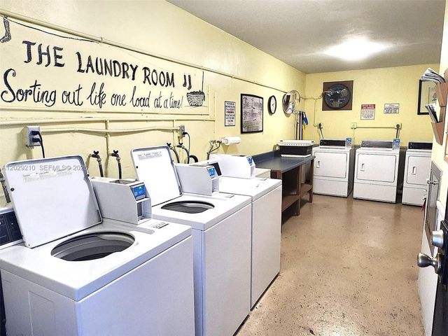 7787 Golf Circle Drive 109, Margate, FL 33063