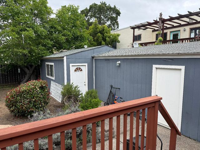 310 Oak Avenue, Redwood City, CA 94061