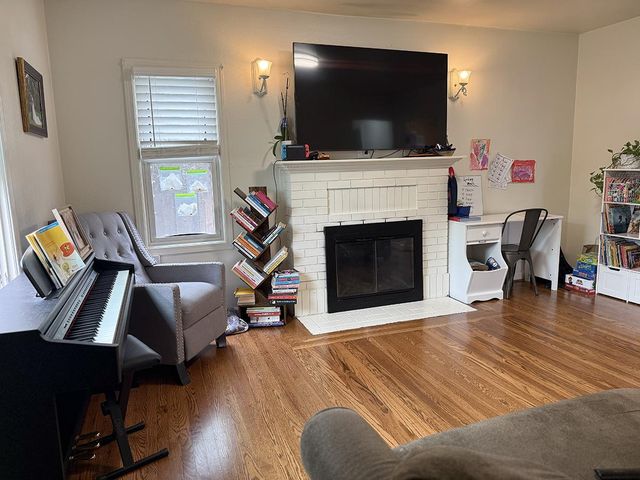 310 Oak Avenue, Redwood City, CA 94061