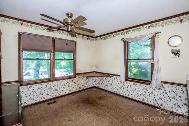 648 Tracy Lane, Gastonia, NC 28056
