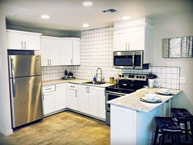 3011 N 38th Street 12, Phoenix, AZ 85018