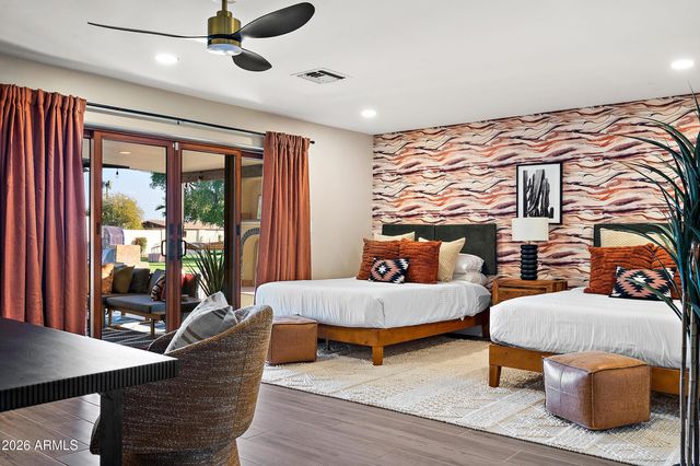 6243 E PERSHING Avenue, Scottsdale, AZ 85254