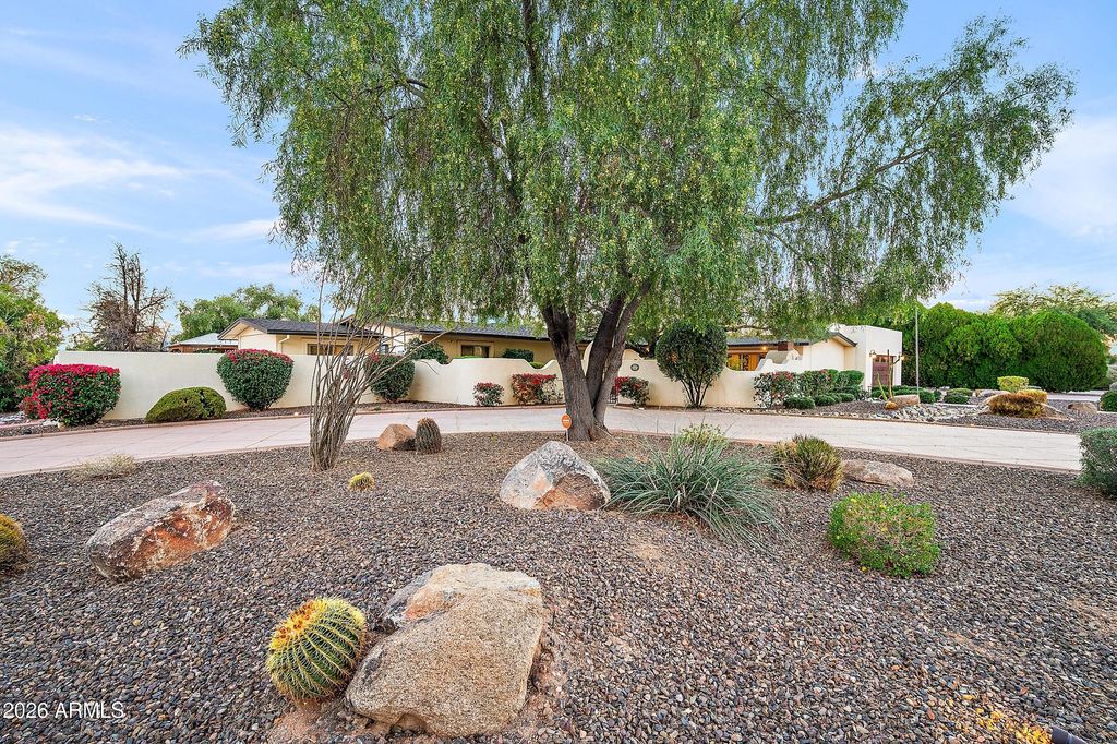 6243 E PERSHING Avenue, Scottsdale, AZ 85254 — photo 2