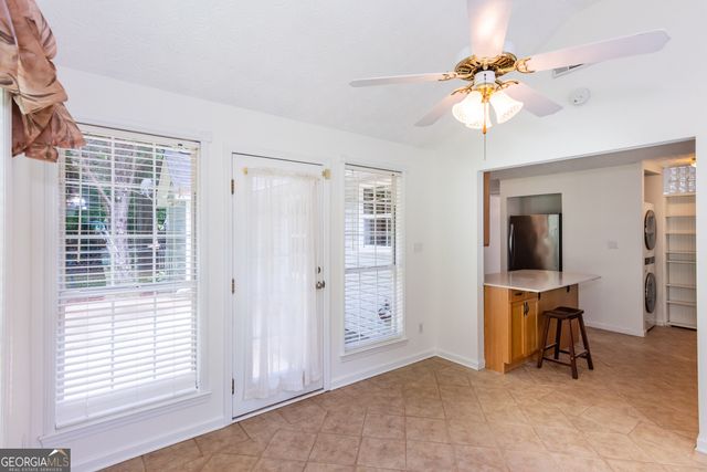 289 Marsha Way, Sharpsburg, GA 30277