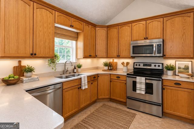 289 Marsha Way, Sharpsburg, GA 30277