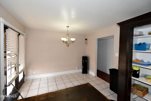 6189 NIGHT FALL Place, El Paso, TX 79932