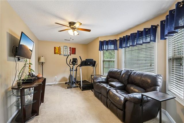 2802 Village Park E Drive, Ellenwood, GA 30294