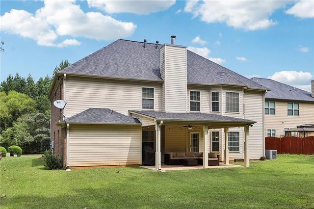 2802 Village Park E Drive, Ellenwood, GA 30294