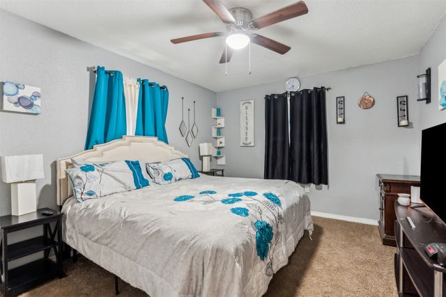 204 N Elm Street, Kemp, TX 75143