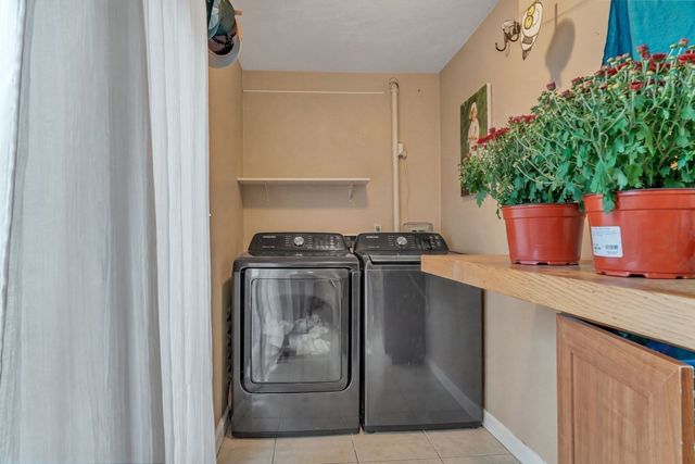 25 Fuller Pl, Mansfield, MA 02048