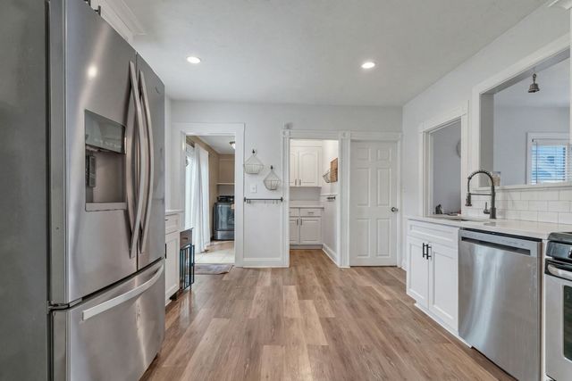 25 Fuller Pl, Mansfield, MA 02048