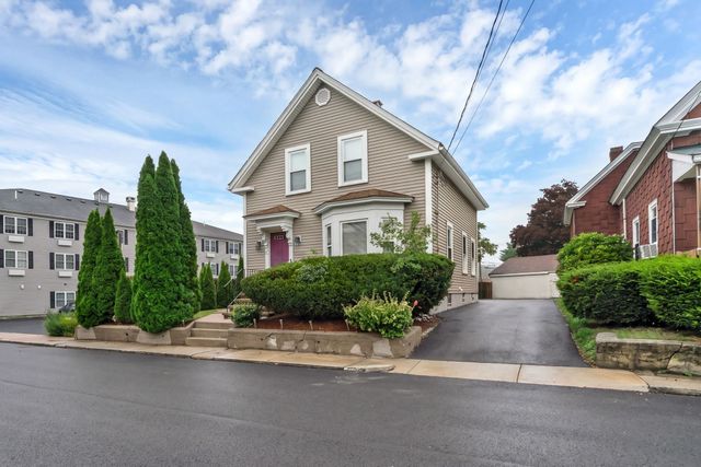 25 Fuller Pl, Mansfield, MA 02048