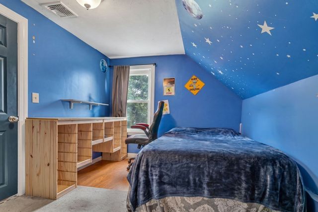 25 Fuller Pl, Mansfield, MA 02048