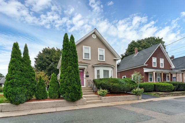 25 Fuller Pl, Mansfield, MA 02048