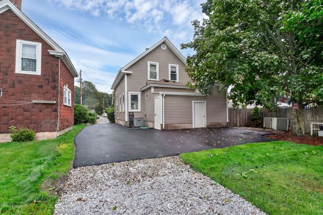 25 Fuller Pl, Mansfield, MA 02048