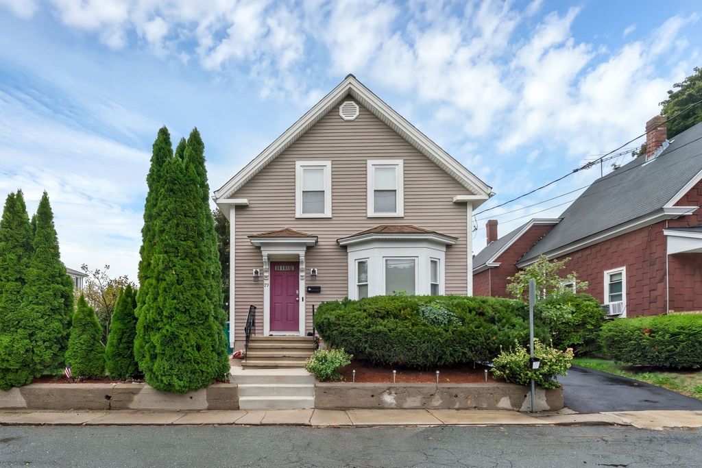 25 Fuller Pl, Mansfield, MA 02048