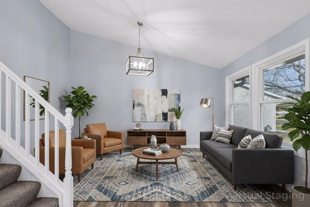 601 Cedar Street SW, Isanti, MN 55040