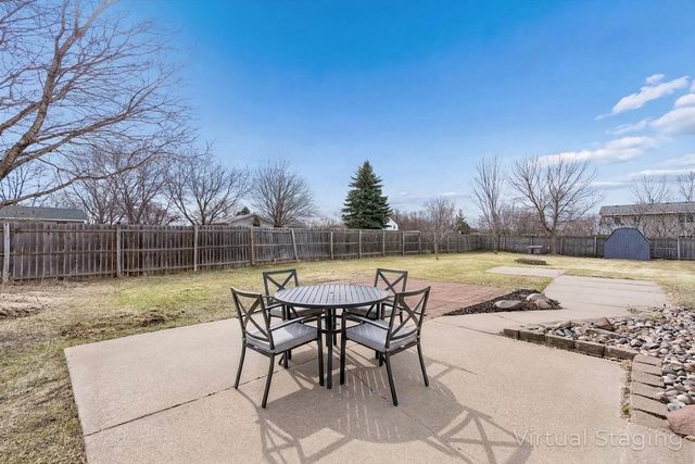 601 Cedar Street SW, Isanti, MN 55040