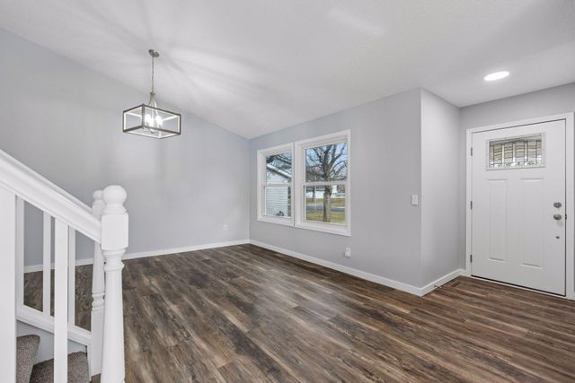 601 Cedar Street SW, Isanti, MN 55040