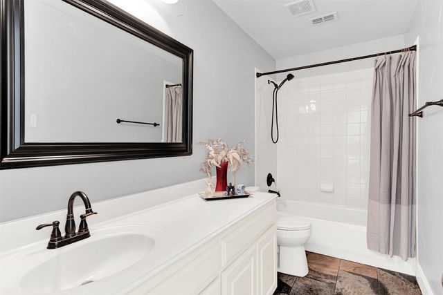 421 Silver Springs Lane, Murphy, TX 75094