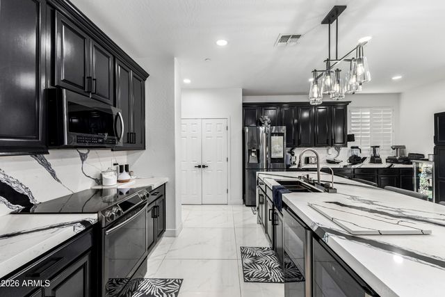 15320 W COOLIDGE Street, Goodyear, AZ 85395