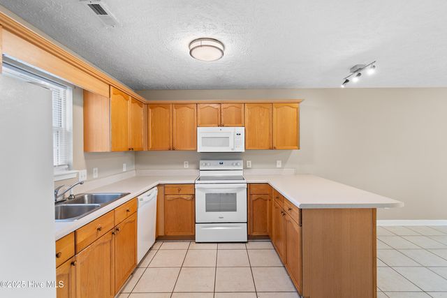 292 Cherry Road, Southport, NC 28461