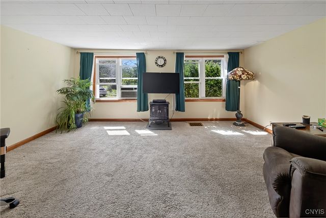 59 Graves Road, Palermo, NY 13036