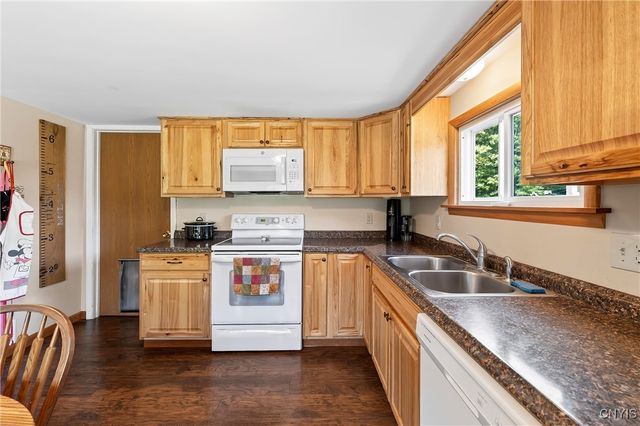 59 Graves Road, Palermo, NY 13036