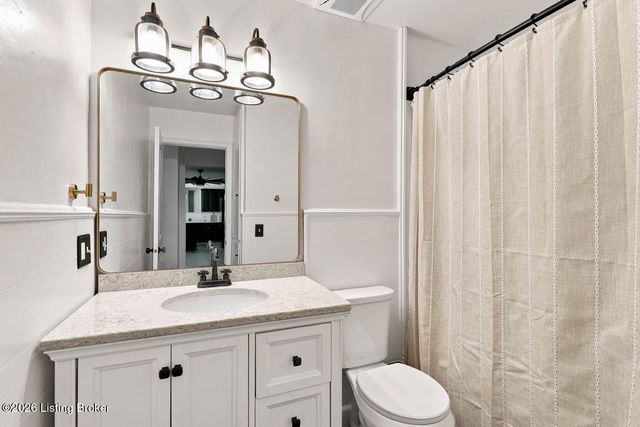 4525 Scottsville Rd, Floyds Knobs, IN 47119