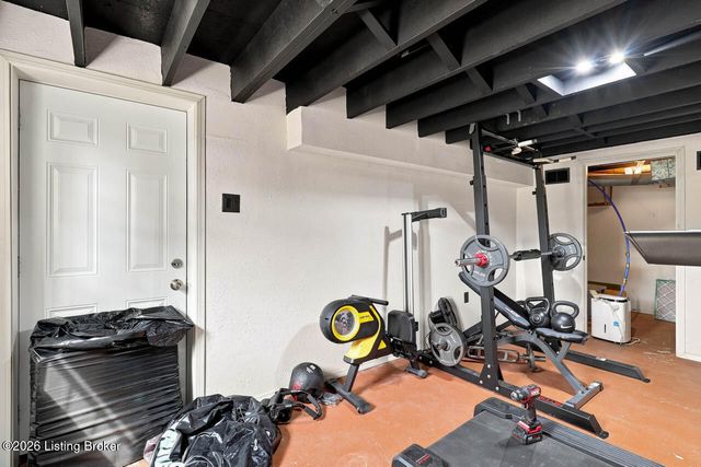 4525 Scottsville Rd, Floyds Knobs, IN 47119