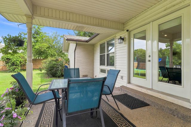 4525 Scottsville Rd, Floyds Knobs, IN 47119