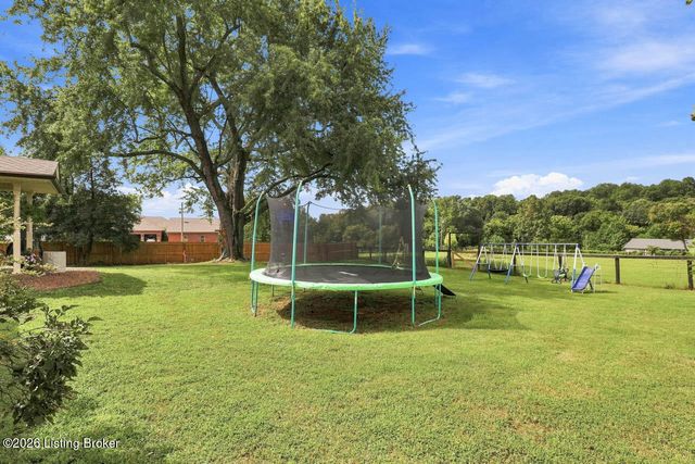 4525 Scottsville Rd, Floyds Knobs, IN 47119