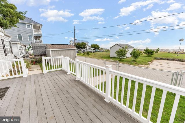 2909 BAY BLVD, Huntingtown, MD 20639