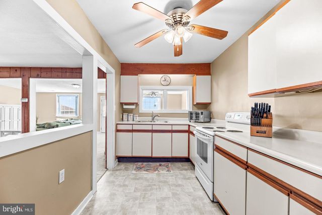 2909 BAY BLVD, Huntingtown, MD 20639