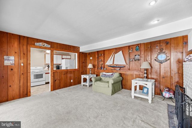 2909 BAY BLVD, Huntingtown, MD 20639