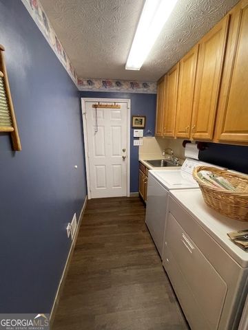 2142 E Atlanta Road, Stockbridge, GA 30281