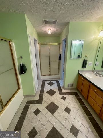 2142 E Atlanta Road, Stockbridge, GA 30281