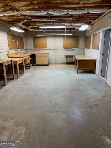 2142 E Atlanta Road, Stockbridge, GA 30281