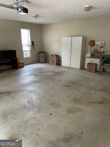 2142 E Atlanta Road, Stockbridge, GA 30281