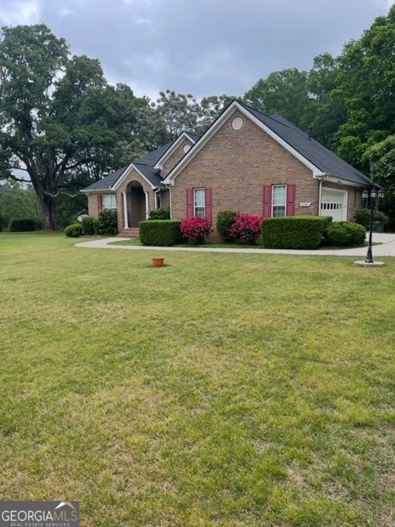 2142 E Atlanta Road, Stockbridge, GA 30281